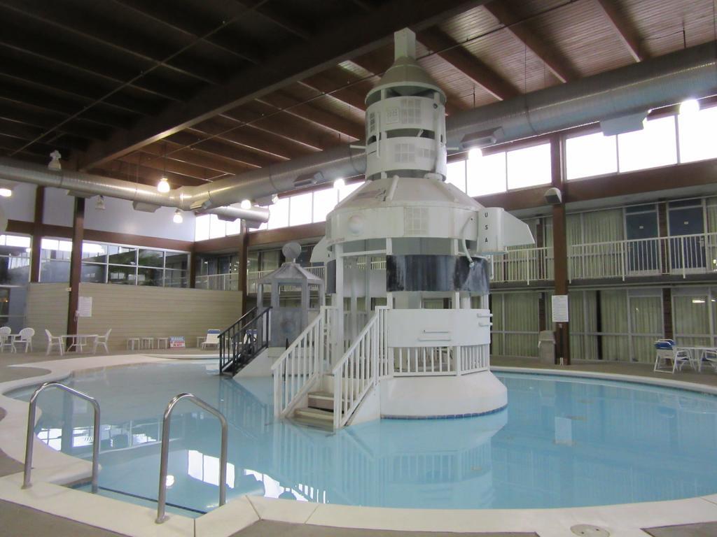 Atrium Hotel & Conference Center Hutchinson Kültér fotó